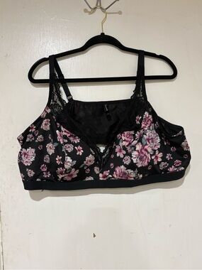 Torrid Floral Lace Trim Bralette - Black with Pink Floral Print